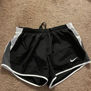 Nike Women’s Running shorts Medium